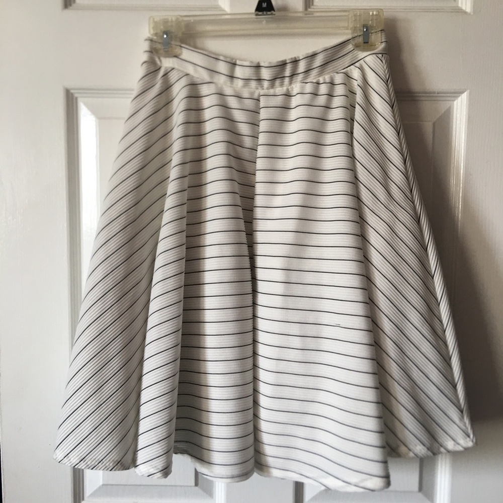 Black stripe skirt